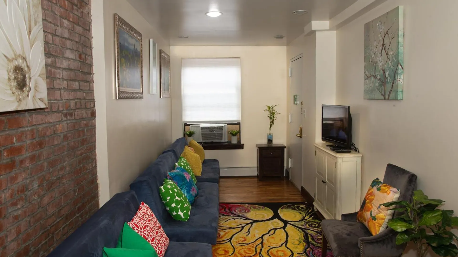 The Harlem Cascades Apartment New York