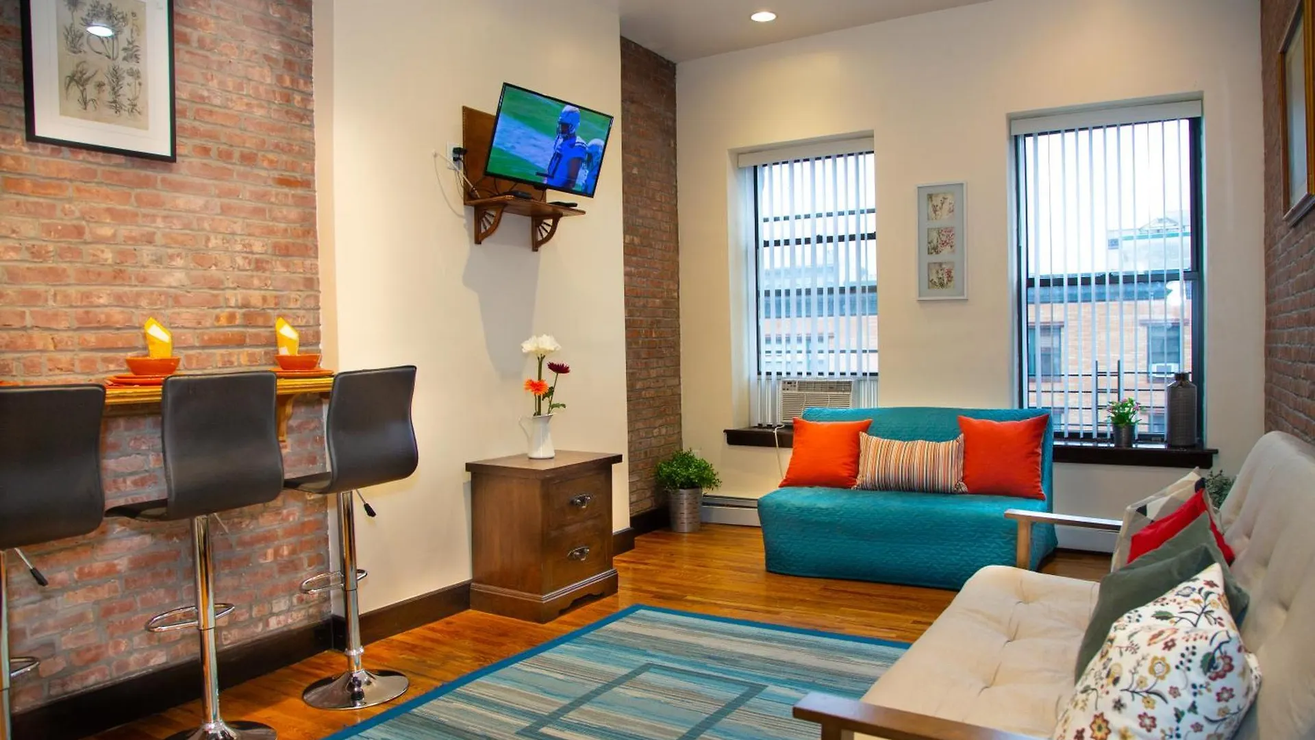 The Harlem Cascades Apartment New York