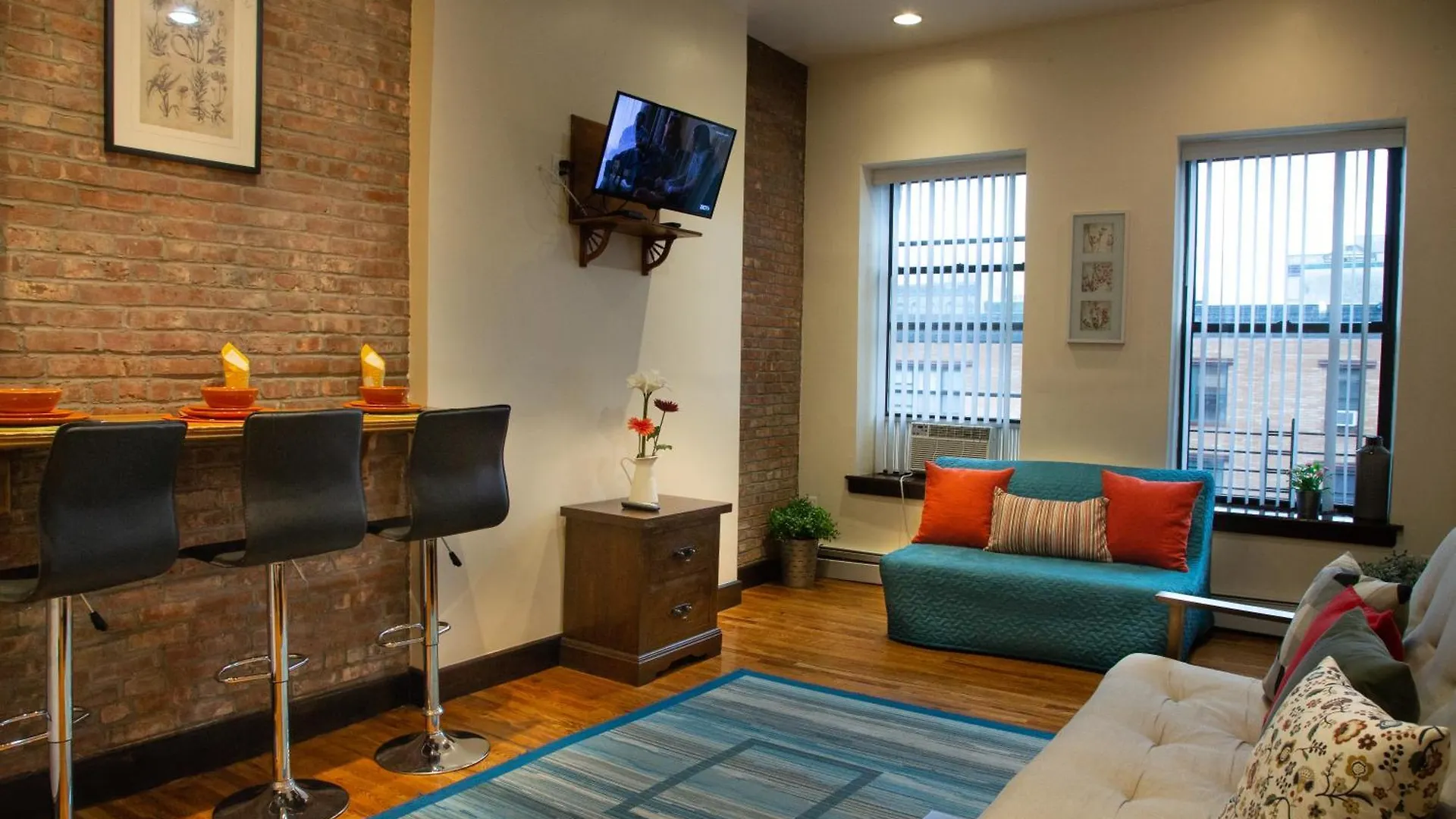 The Harlem Cascades Apartment New York