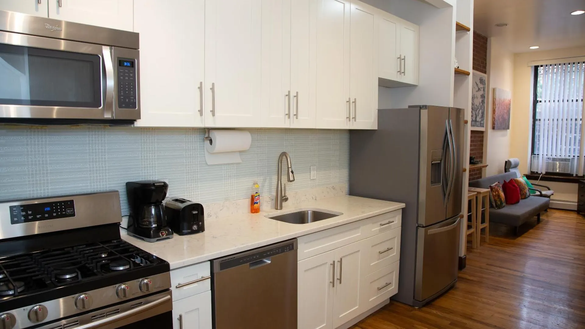 The Harlem Cascades Apartment New York