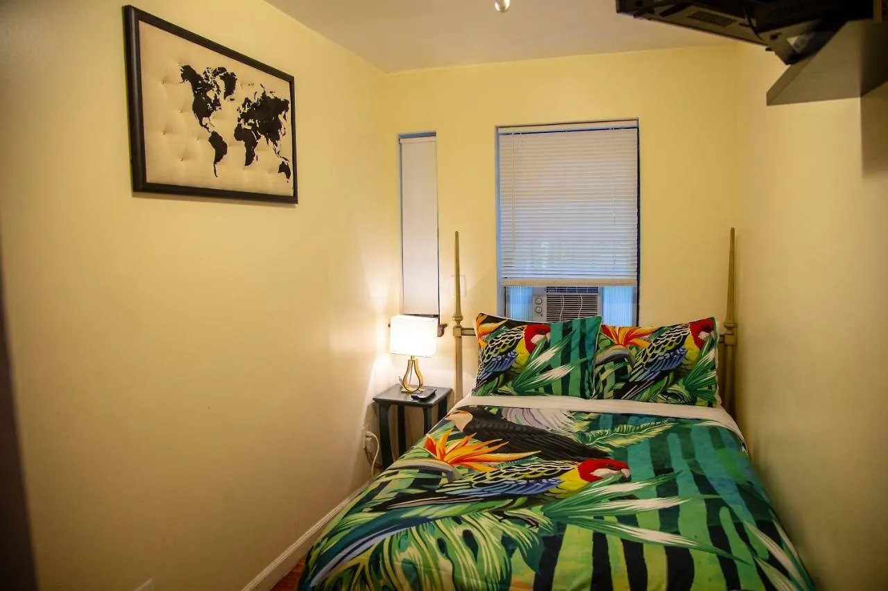 The Harlem Cascades Apartment New York 0*,