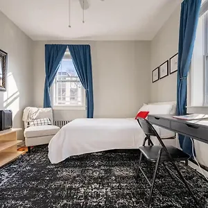 Casita Jurado Lga New York