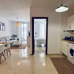 https://apartamento-banda-playa.es-andalucia.com
