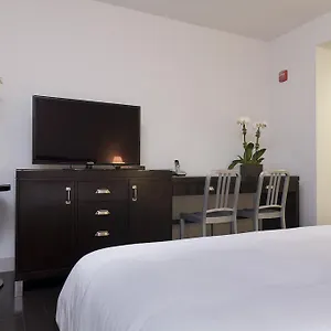 Hotel Metro, New York